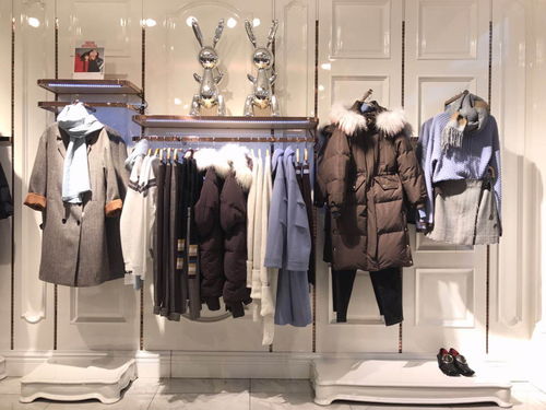 太平鳥誠邀您 10萬條時尚褲子免費申領，引領服飾新風尚